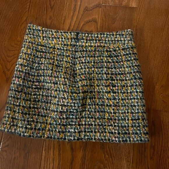 Gorgeous green, pink, & yellow w/gold sparkle threading J. Crew sz. 0 mini skirt - Picture 7 of 7
